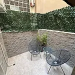 Prism Free Private Parking Apartment