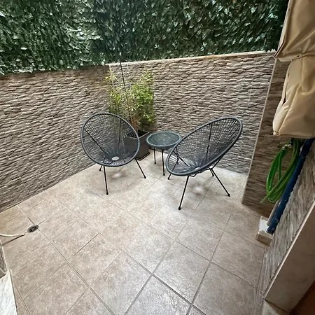Διαμέρισμα Prism Free Private Parking
